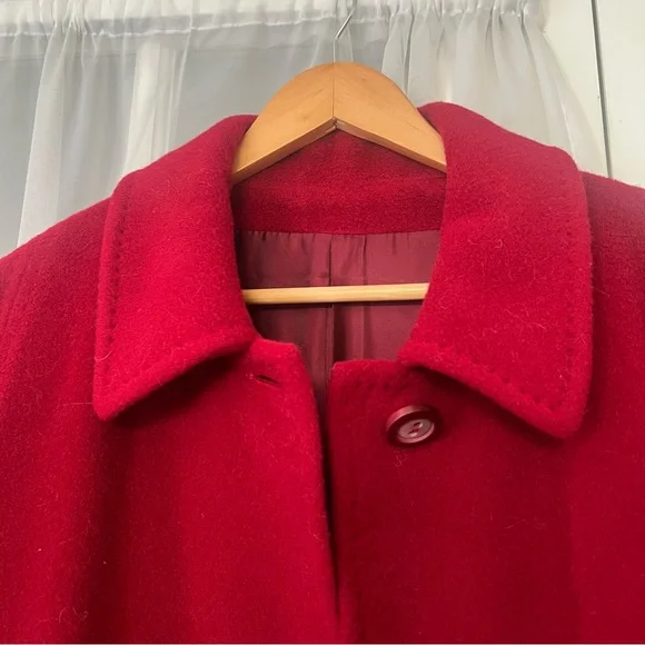 Beautiful Red Vintage-style Coat out of wonderful soft wool, made in Italy - Picture 7 of 12